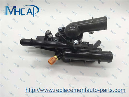 Auto Parts Engine Coolant Thermostat Housing 25600-2G510 58271 Hyundai
